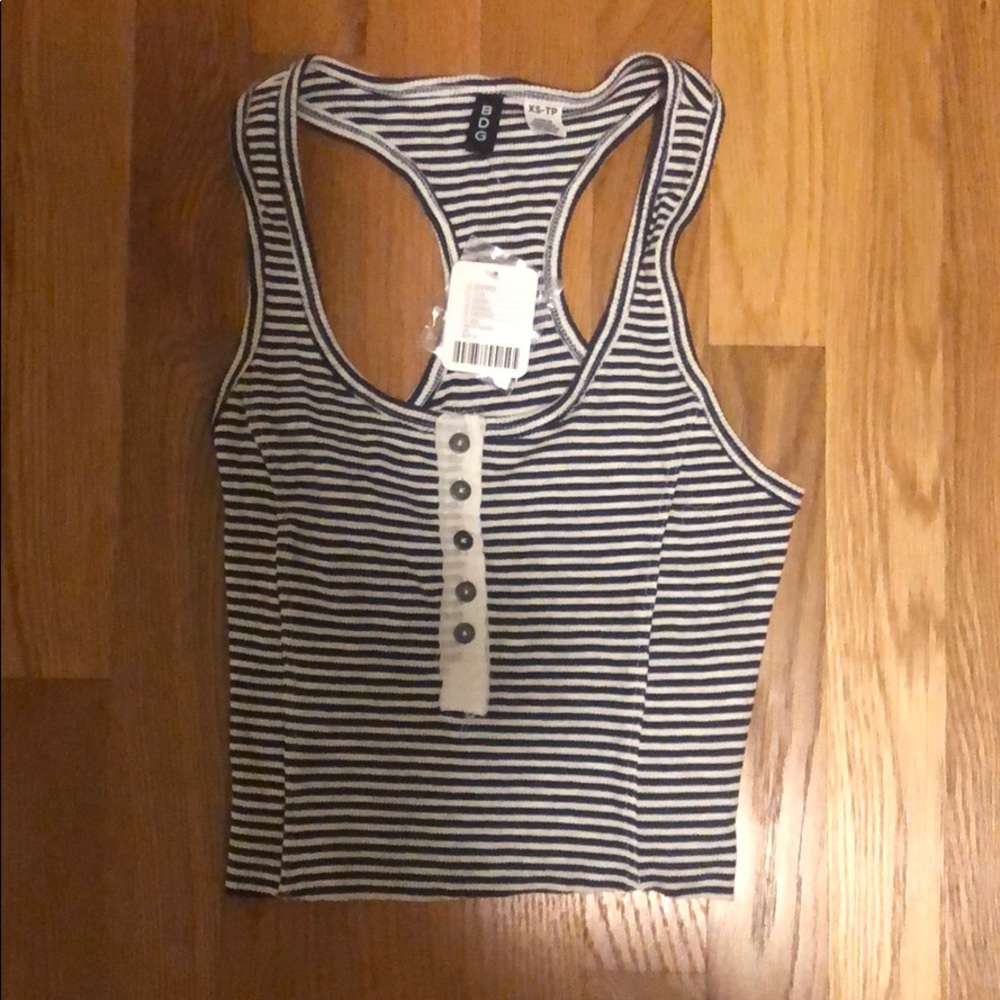 Never worn new with tags cropped tank